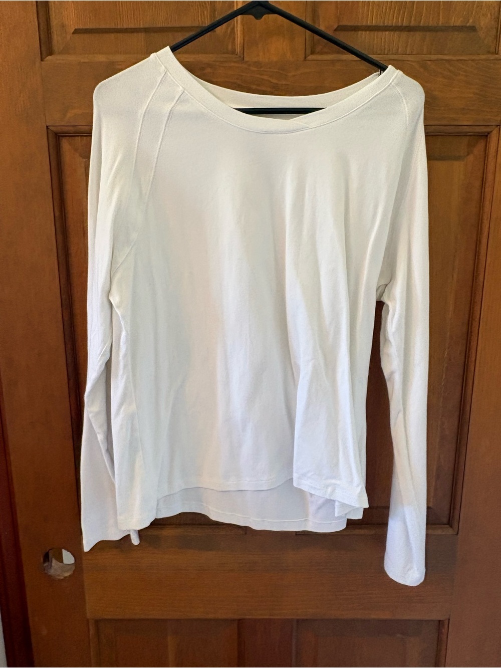 Danskin White Long-Sleeve Crewneck Tee